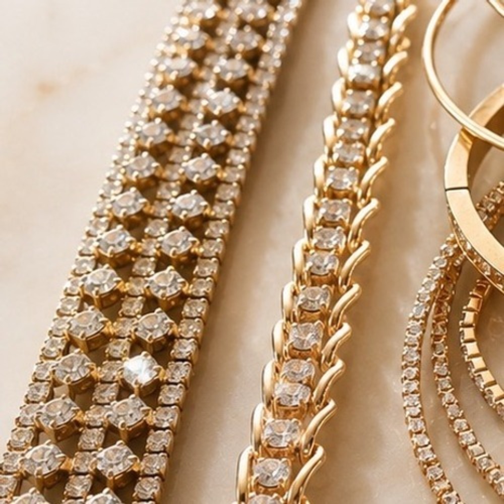 Stackable Bangle Bracelet Set 8 Piece Glam Layered Crystals Gold Tones - Picture 3 of 7